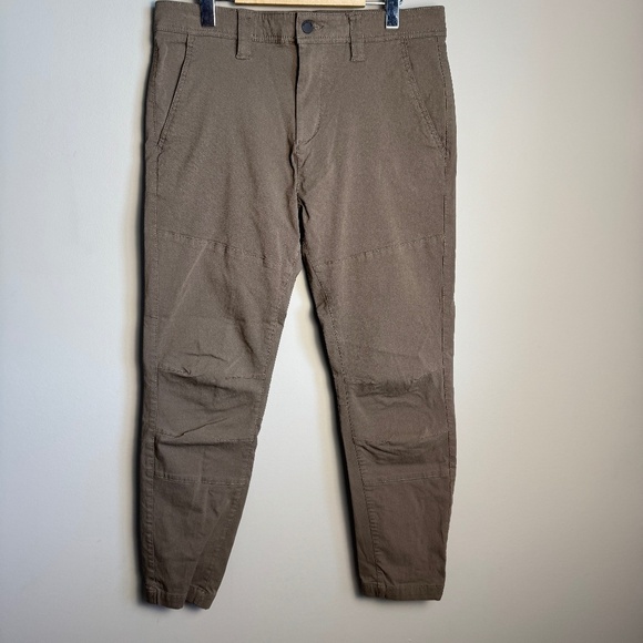 Projek Raw Men's Hayden Bungee Ergonomic Pant Tan‎ Size 33 Casual Outdoor Chino - Picture 1 of 16